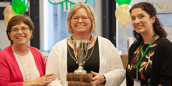 summer reading trophy, summer reading,