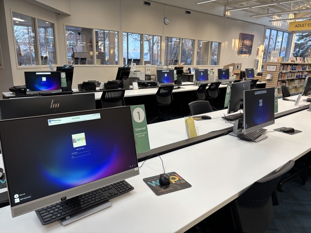 Desktop computers available in the library next to Quiet Reading Room